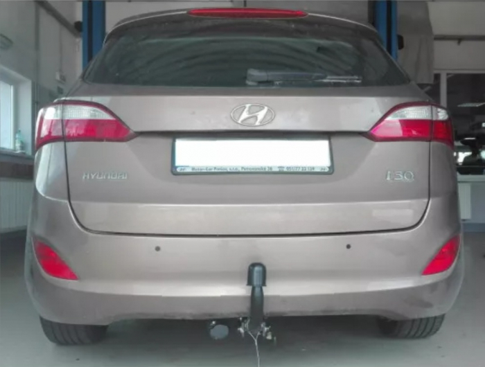 Carlig remorcare Hyundai i30 combi 2012 - 2017 demontabil automat cu maneta marca Autohak [5]