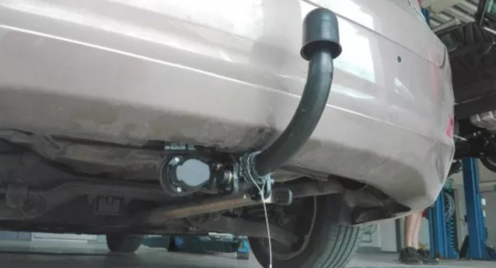 Carlig remorcare Hyundai i30 combi 2012 - 2017 demontabil automat cu maneta marca Autohak [7]