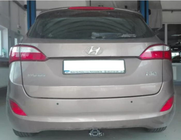 Carlig remorcare Hyundai i30 combi 2012 - 2017 demontabil automat cu maneta marca Autohak [3]