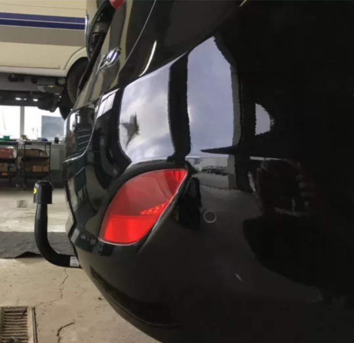 Carlig remorcare Hyundai I30 combi 2012 - 2017 demontabil automat vertical [8]