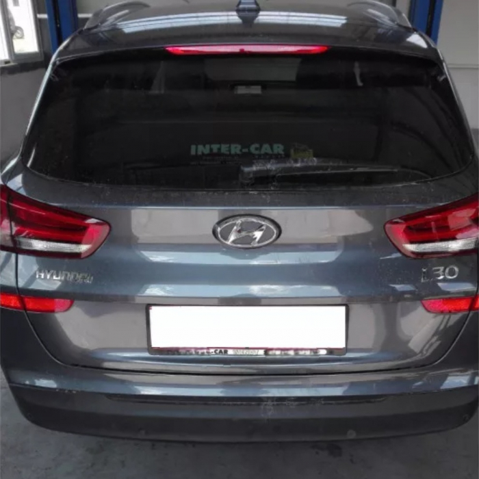 Carlig remorcare Hyundai i30 combi 2017 - 2019 demontabil automat vertical marca Autohak [6]