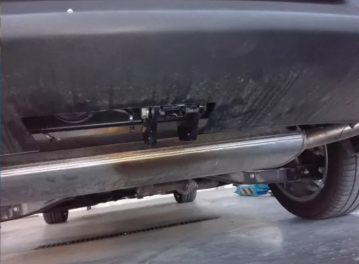 Carlig remorcare Hyundai i30 Fastback dupa 2018 demontabil automat vertical marca Autohak [8]
