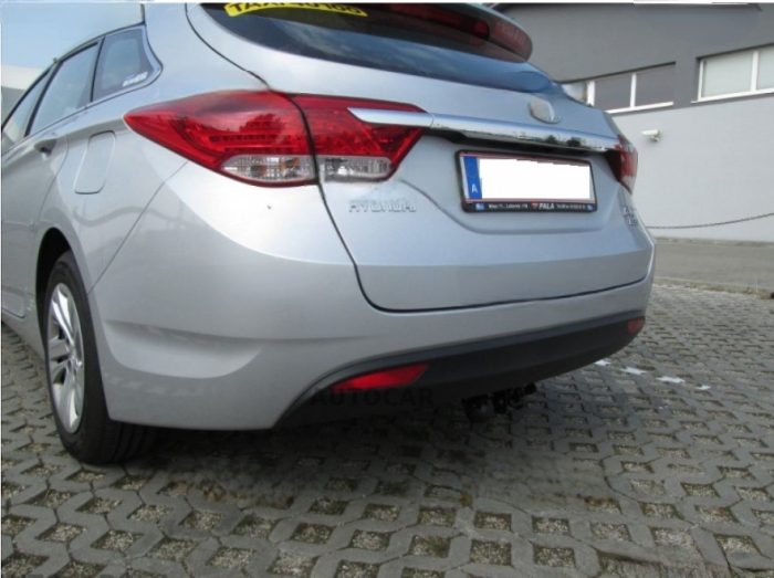Carlig remorcare Hyundai i40 combi 2011 - 2018 demontabil automat cu maneta marca Autohak [2]