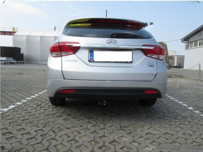 Carlig remorcare Hyundai i40 combi 2011 - 2018 demontabil automat cu maneta marca Autohak [8]