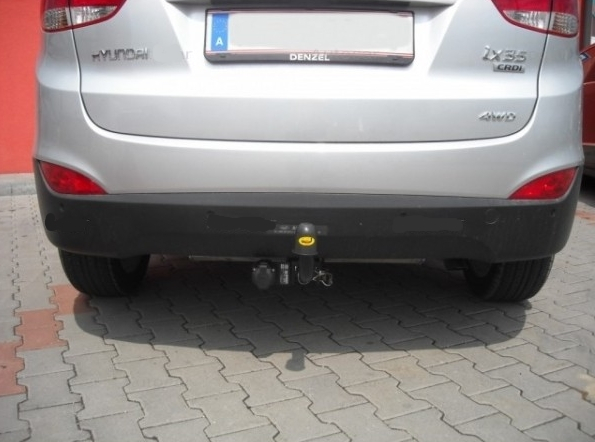 Carlig remorcare Hyundai ix35 dupa 2010 demontabil automat cu maneta marca Autohak [5]