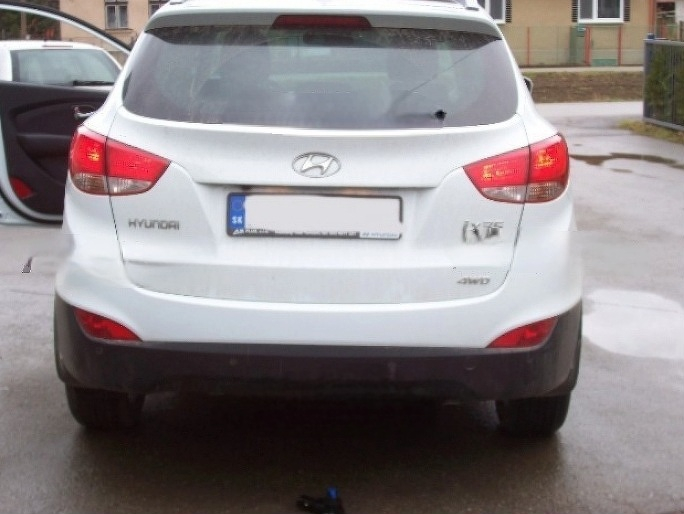 Carlig remorcare Hyundai ix35 dupa 2010 demontabil automat vertical marca Autohak [10]
