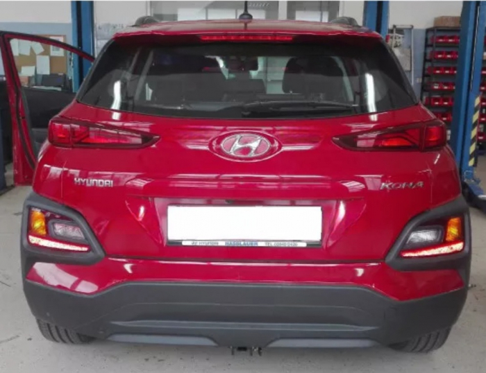Carlig remorcare Hyundai Kona dupa 2017 (benzina) demontabil automat cu maneta marca Autohak [5]