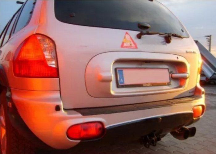 Carlig remorcare Hyundai Santa Fe 2000 - 2005 demontabil cu maneta marca Autohak [4]
