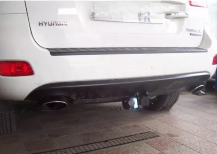 Carlig remorcare Hyundai Santa Fe 2006 - 2012 demontabil cu maneta marca Autohak [3]