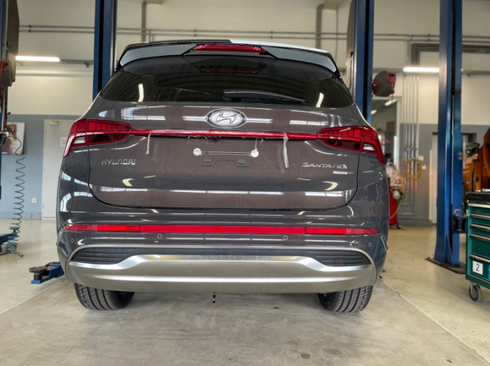 Carlig remorcare Hyundai Santa Fe dupa 10/2020 demontabil automat vertical marca Autohak [4]