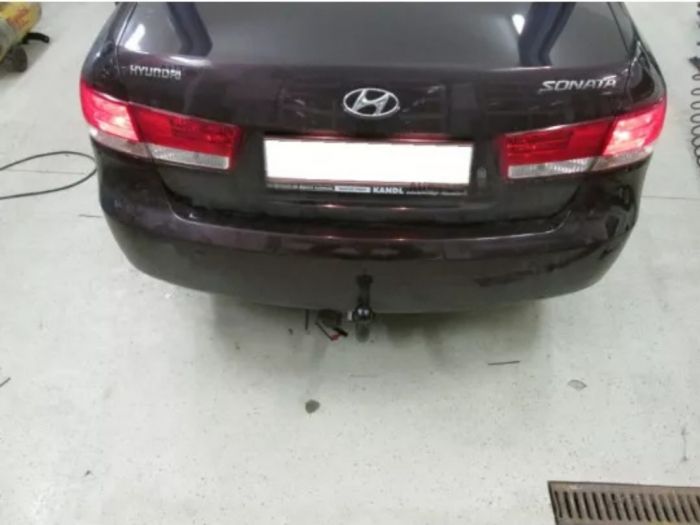 Carlig remorcare Hyundai Sonata 4 usi dupa 2005 marca Autohak [3]