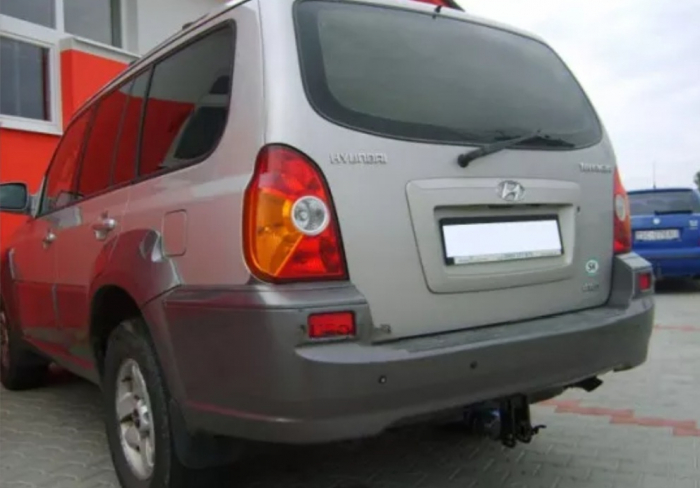 Carlig remorcare Hyundai Terracan dupa 2001 demontabil cu maneta marca Autohak [3]