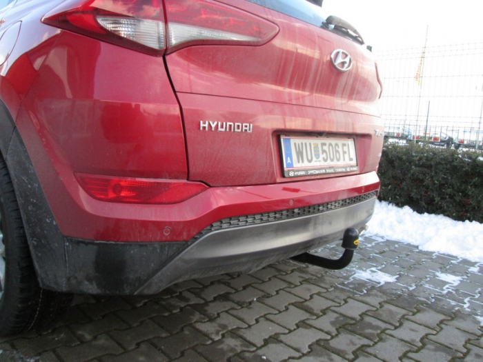 Carlig remorcare Hyundai Tucson 2015 - 2018 demontabil automat vertical marca Autohak [8]