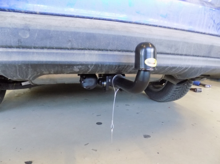 Carlig remorcare Hyundai Tucson 2018 - 2019 demontabil automat cu maneta marca Autohak [9]