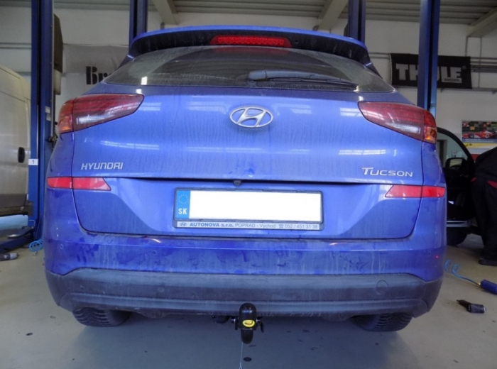 Carlig remorcare Hyundai Tucson 2018 - 2019 demontabil automat cu maneta marca Autohak [11]