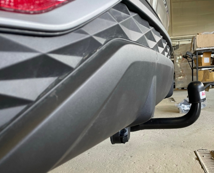 Carlig remorcare Hyundai Tucson dupa 11/2020 demontabil automat vertical marca Autohak [11]
