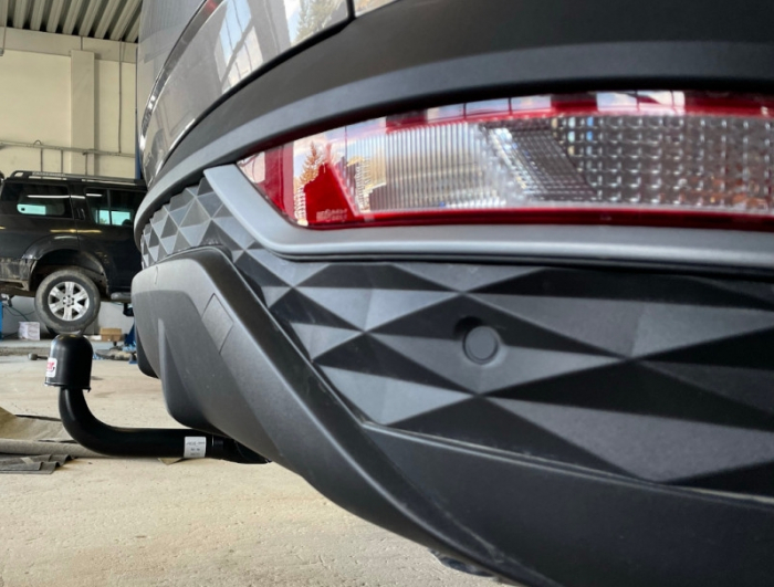 Carlig remorcare Hyundai Tucson dupa 11/2020 demontabil automat vertical marca Autohak [12]