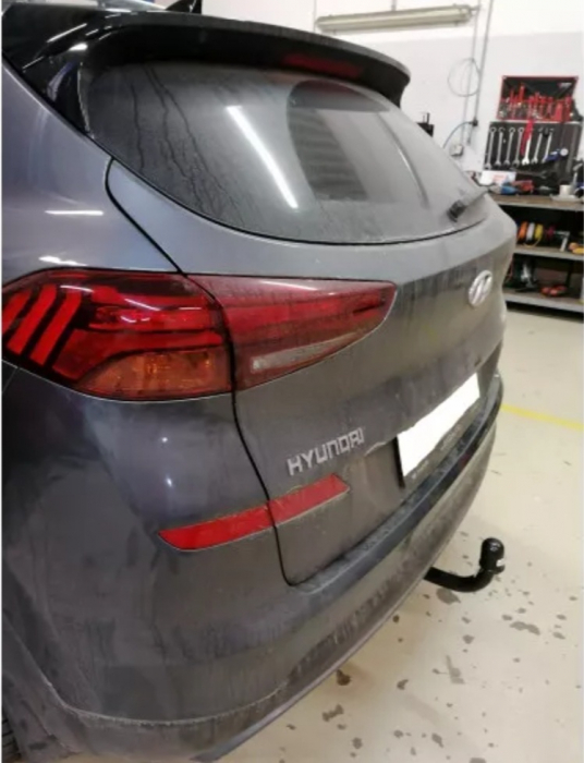 Carlig remorcare Hyundai Tucson N Line dupa 2019 demontabil automat vertical marca Autohak [5]
