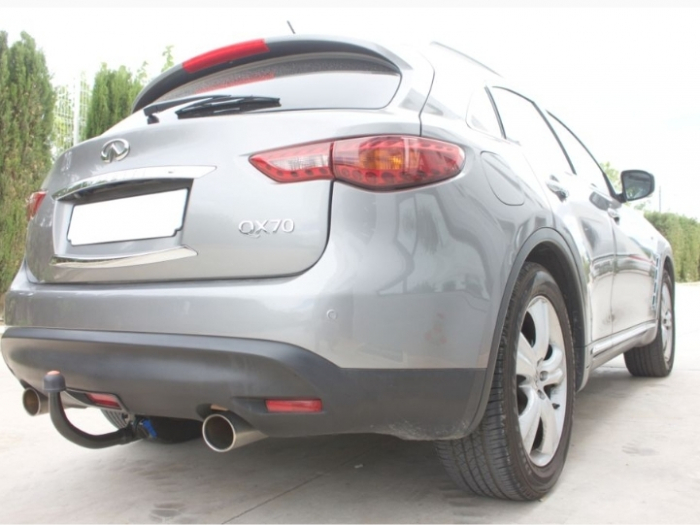 Carlig remorcare Infiniti QX70 offroad 2013 - 2018 demontabil automat vertical marca Aragon [2]