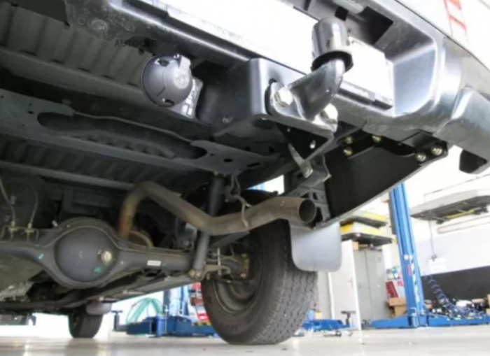 Carlig remorcare Isuzu D-max 2012-2020 marca Autohak [6]