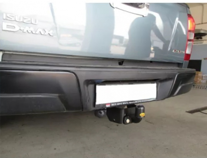 Carlig remorcare Isuzu D-max 2012-2020 marca Autohak [9]