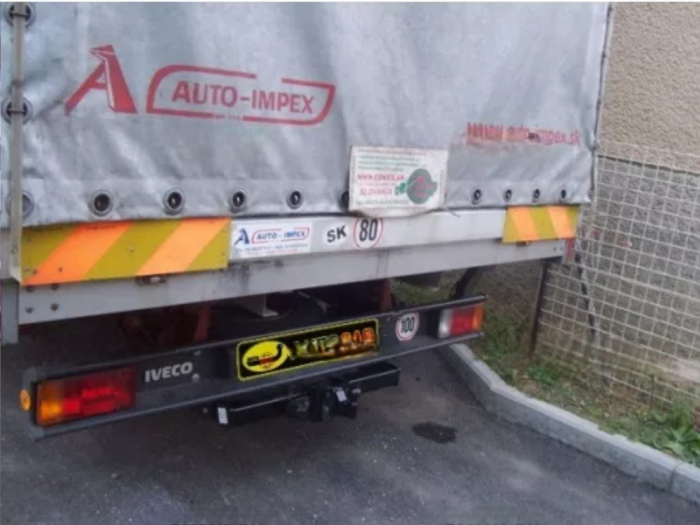 Carlig remorcare Iveco Daily 1999-2014 marca Autohak [4]