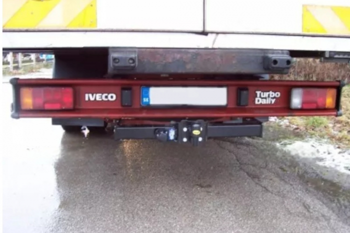 Carlig remorcare Iveco Daily fabricat intre1989 - 04.1999 [7]