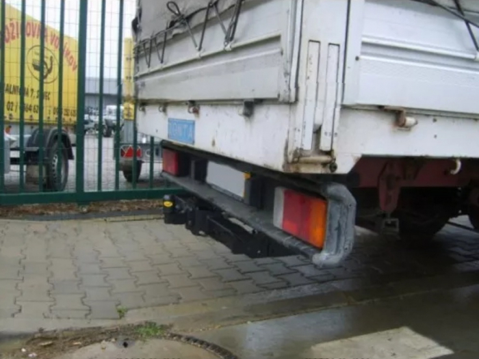 Carlig remorcare Iveco Daily fabricat intre1989 - 04.1999 [10]