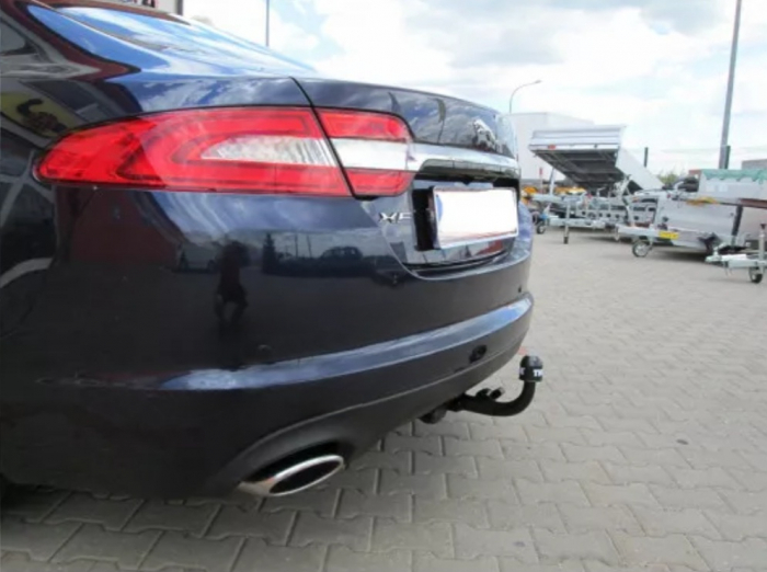Carlig remorcare Jaguar XF sedan 2008 - 2015 demontabil automat vertical marca Thule [12]