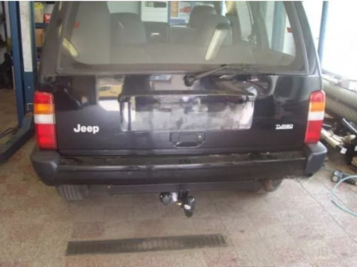 Carlig remorcare Jeep Cherokee 1988-2001 marca Autohak jp01s [7]