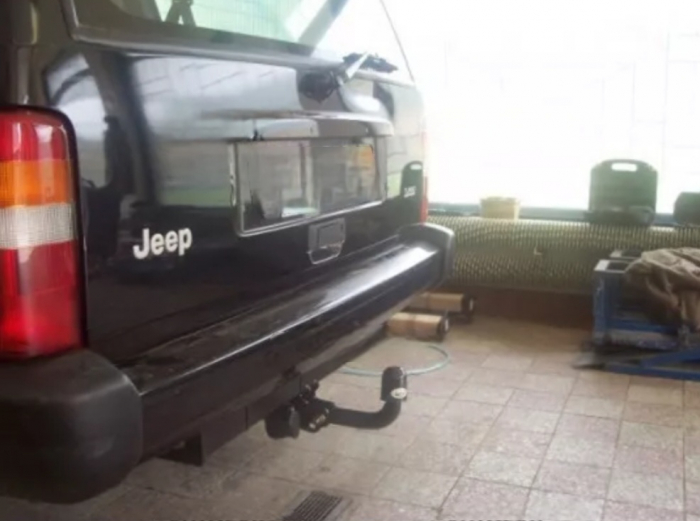 Carlig remorcare Jeep Cherokee 1988-2001 marca Autohak jp01s [6]