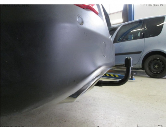 Carlig remorcare Jeep Cherokee KL dupa 2014 demontabil automat vertical marca Autohak [6]