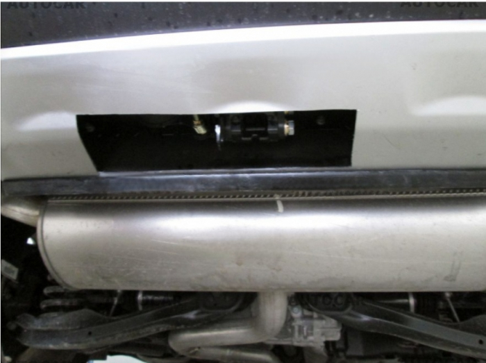 Carlig remorcare Jeep Cherokee KL dupa 2014 demontabil automat vertical marca Autohak [8]