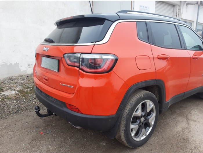 Carlig remorcare Jeep Compass dupa 2017 marca Autohak jp13s [3]
