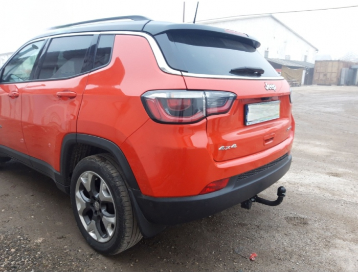 Carlig remorcare Jeep Compass dupa 2017 marca Autohak jp13s [4]