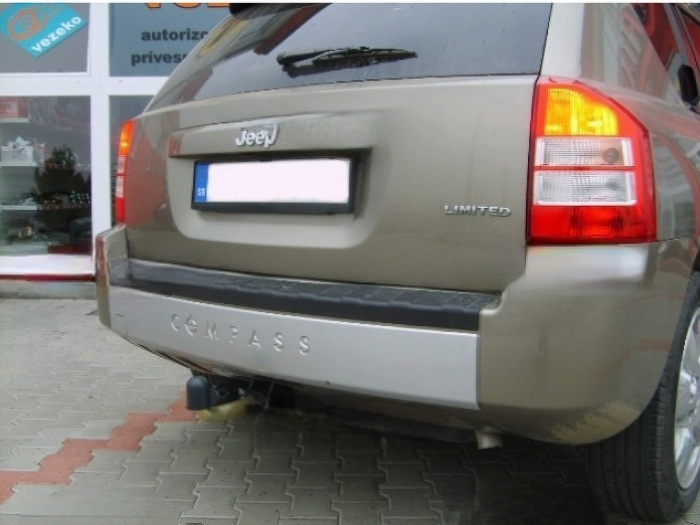 Carlig remorcare Jeep Compass MK 2006 - 2016 demontabil automat cu maneta marca Autohak [9]