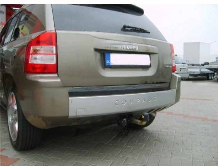 Carlig remorcare Jeep Compass MK 2006 - 2016 demontabil automat cu maneta marca Autohak [8]