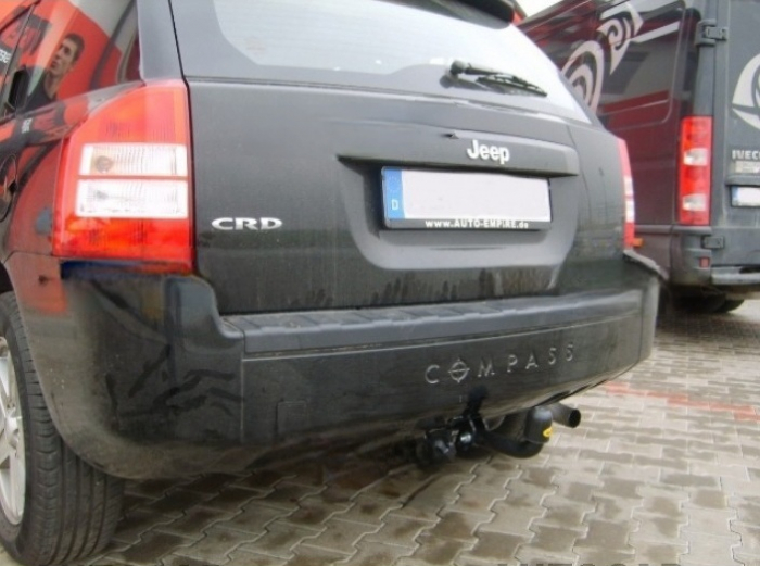 Carlig remorcare Jeep Compass MK 2006 - 2016 demontabil automat cu maneta marca Autohak [5]