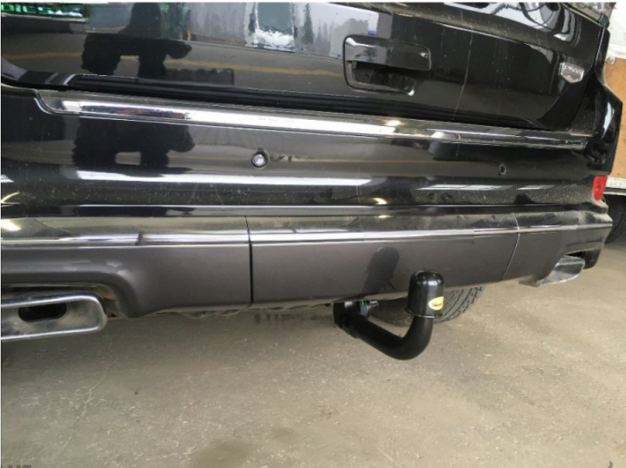 Carlig remorcare Jeep Grand Cherokee dupa 2011 demontabil automat vertical marca Autohak [7]
