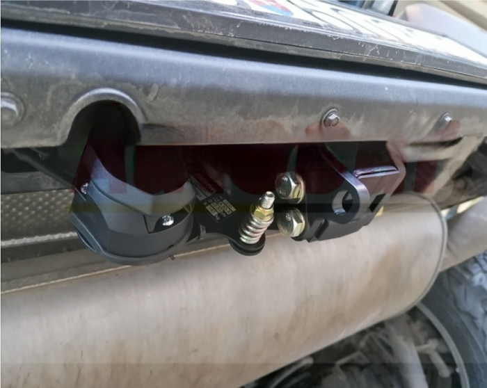Carlig remorcare Jeep Wrangler JL dupa 2018 demontabil automat vertical marca Autohak [5]