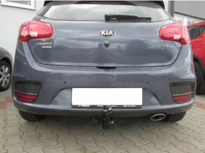 Carlig remorcare Kia Ceed 3/5 usi fabricata intre 2012 - 2018 demontabil automat vertical marca Westfalia [10]