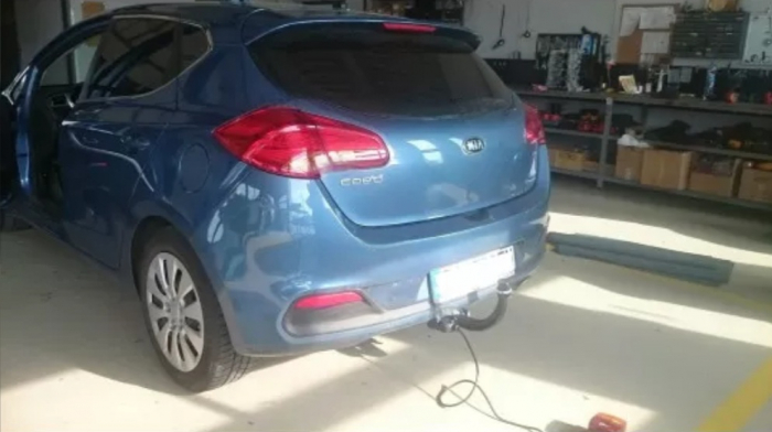 Carlig remorcare Kia Ceed 3/5 usi fabricata intre 2012 - 2018 demontabil automat vertical marca Westfalia [6]