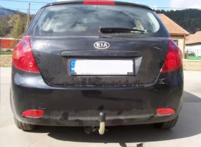 Carlig remorcare Kia Ceed 5 usi fabricata intre 2007 - 2012 demontabil cu maneta [7]
