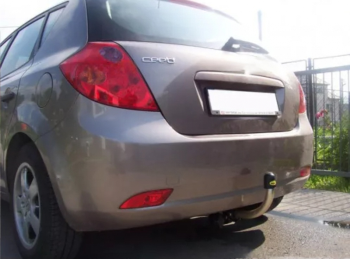 Carlig remorcare Kia Ceed 5 usi fabricata intre 2007 - 2012 demontabil cu maneta [4]
