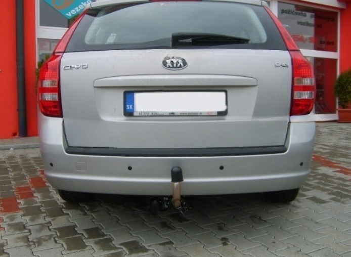 Carlig remorcare Kia Ceed combi 2007 - 2012 demontabil automat cu maneta marca Autohak [9]