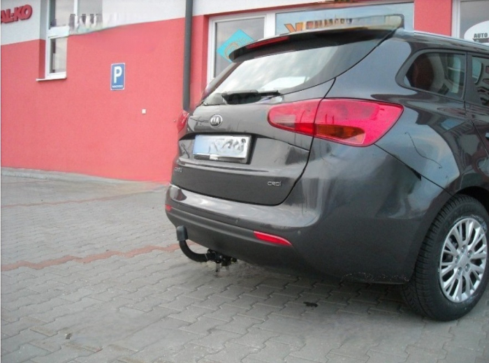 Carlig remorcare Kia Ceed combi 2012 - 2018 demontabil automat cu maneta marca Autohak [4]