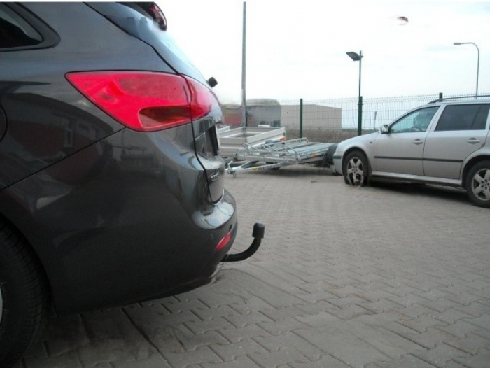 Carlig remorcare Kia Ceed combi 2012 - 2018 demontabil automat cu maneta marca Autohak [6]