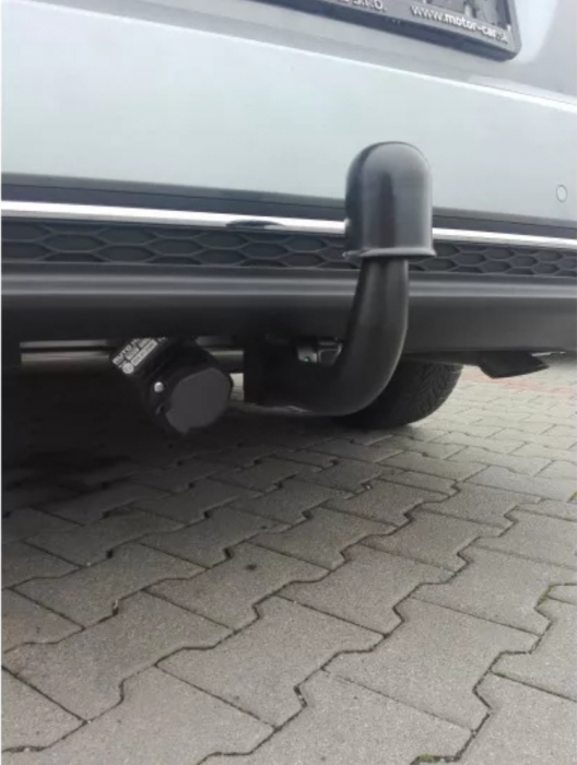 Carlig remorcare Kia Ceed combi dupa 2018 demontabil automat vertical marca Autohak [6]