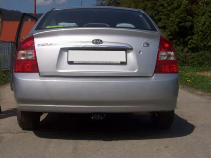 Carlig remorcare Kia Cerato dupa 2004 demontabil cu maneta [4]