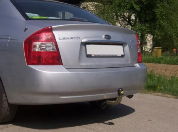 Carlig remorcare Kia Cerato dupa 2004 demontabil cu maneta [3]